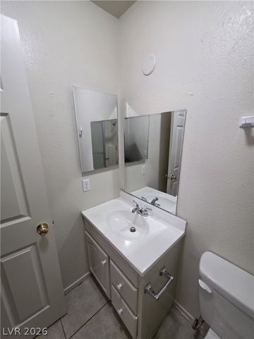 873 MANTIS Way 3, Las Vegas, NV 89110