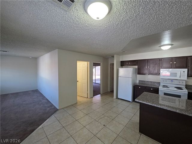 873 MANTIS Way 3, Las Vegas, NV 89110