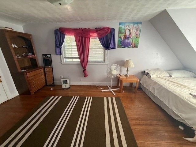 32 Zenith Dr, Worcester, MA 01602