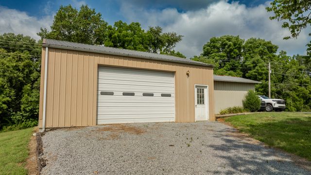 1055 KY-92, Jamestown, KY 42629