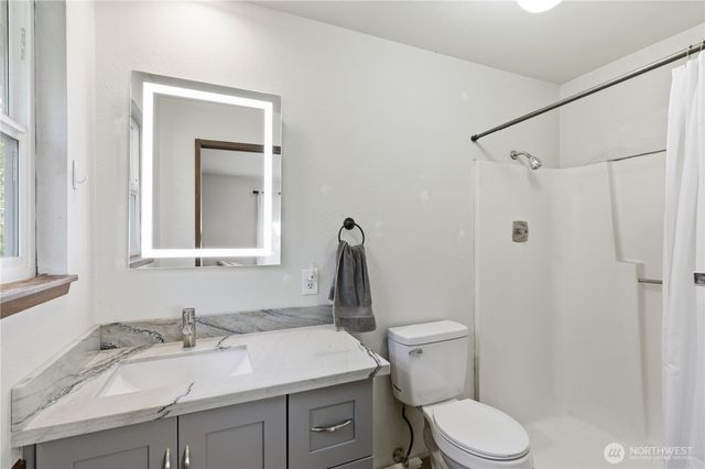 3824 23rd Avenue SW, Seattle, WA 98106