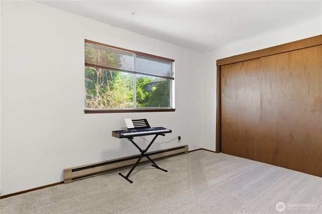 3824 23rd Avenue SW, Seattle, WA 98106