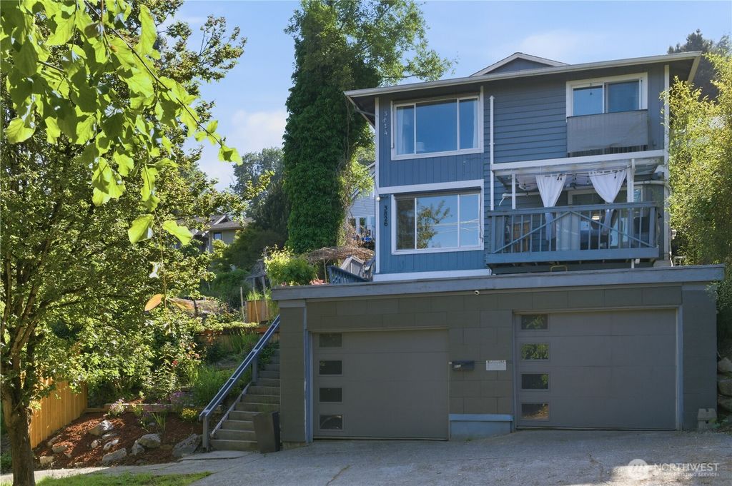 3824 23rd Avenue SW, Seattle, WA 98106