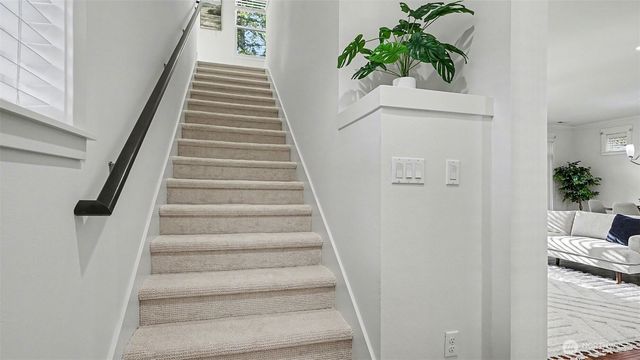 18726 43rd Drive SE, Bothell, WA 98012