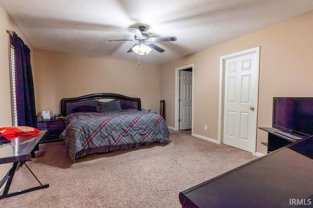 3940 Eagle Watch Drive, Evansville, IN 47725
