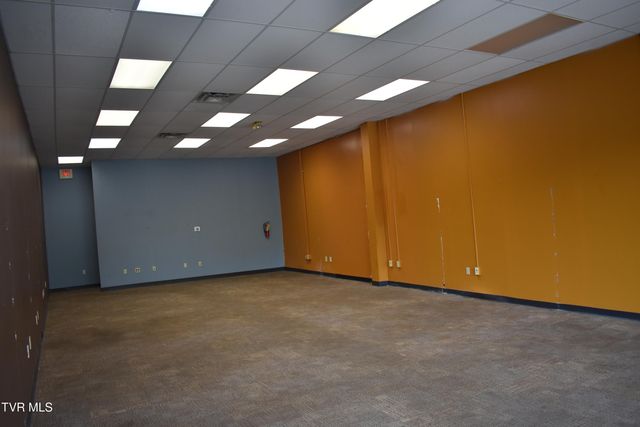 733 West Stone Drive, Kingsport, TN 37660