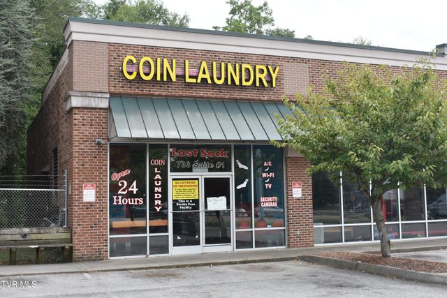 733 West Stone Drive, Kingsport, TN 37660