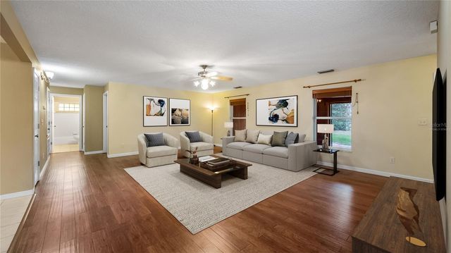 22435 COUNTY ROAD 455, Howey In The Hills, FL 34737