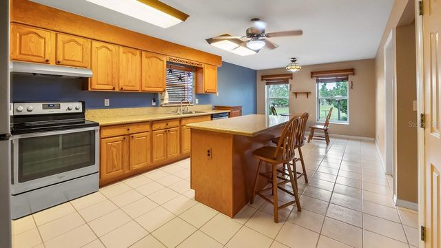 22435 COUNTY ROAD 455, Howey In The Hills, FL 34737
