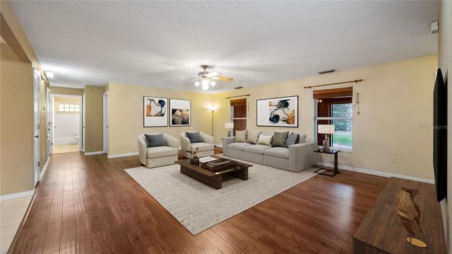 22435 COUNTY ROAD 455, Howey In The Hills, FL 34737