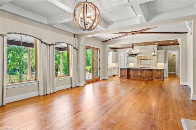 1361 Pheasant Lane, Winston-salem, NC 27106