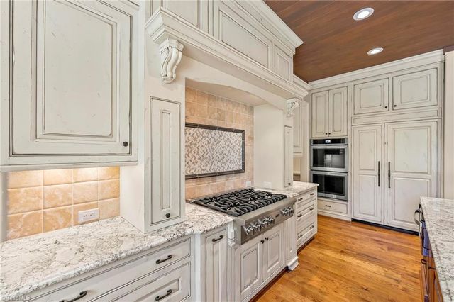 1361 Pheasant Lane, Winston-salem, NC 27106