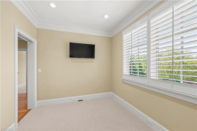 1361 Pheasant Lane, Winston-salem, NC 27106