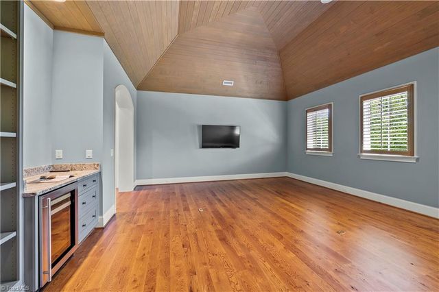 1361 Pheasant Lane, Winston-salem, NC 27106