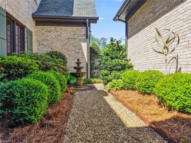 1361 Pheasant Lane, Winston-salem, NC 27106