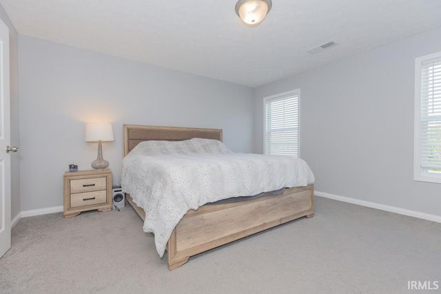 11440 Yerkes Drive, Evansville, IN 47725
