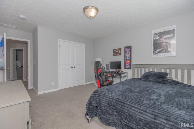 11440 Yerkes Drive, Evansville, IN 47725