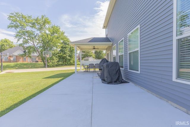 11440 Yerkes Drive, Evansville, IN 47725