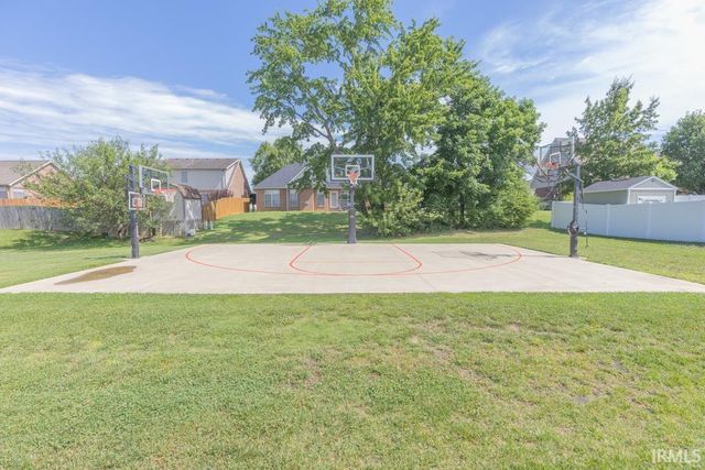 11440 Yerkes Drive, Evansville, IN 47725