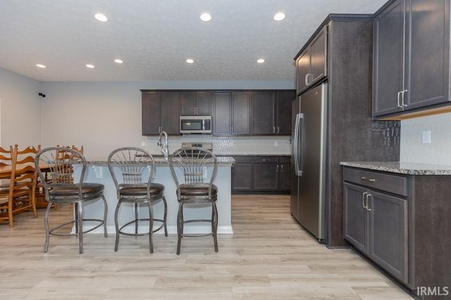 11440 Yerkes Drive, Evansville, IN 47725
