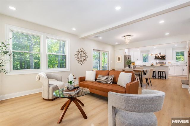 145 Grove Street, Mahwah, NJ 07430