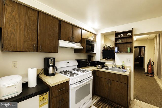 2118 JEFFERSON ST, Baltimore, MD 21205