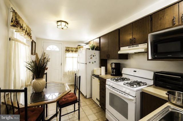 2118 JEFFERSON ST, Baltimore, MD 21205