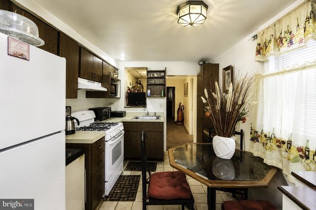 2118 JEFFERSON ST, Baltimore, MD 21205