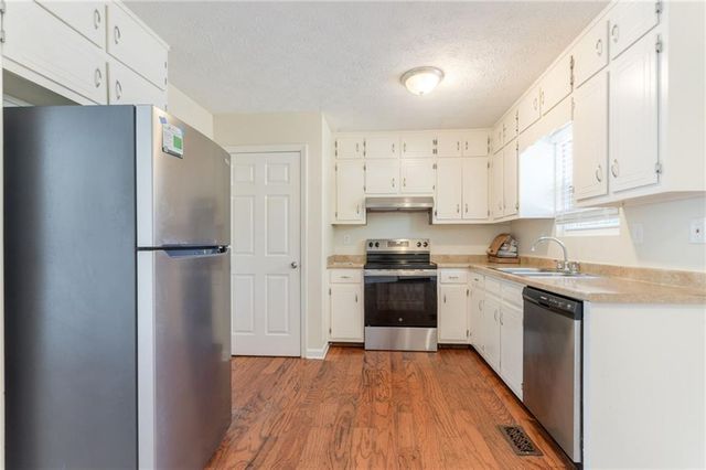 635 Davis Road, Lawrenceville, GA 30046