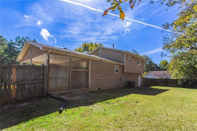 635 Davis Road, Lawrenceville, GA 30046