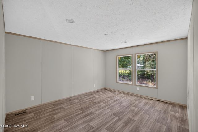 358 Mallard Roost Drive, Saint Helena, NC 28425