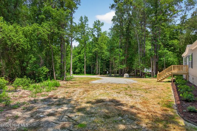 358 Mallard Roost Drive, Saint Helena, NC 28425