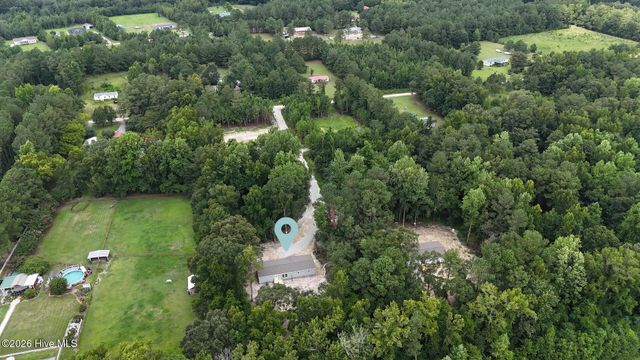 358 Mallard Roost Drive, Saint Helena, NC 28425