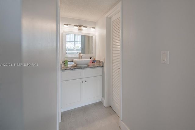 17800 Atlantic Blvd PH9, Sunny Isles Beach, FL 33160