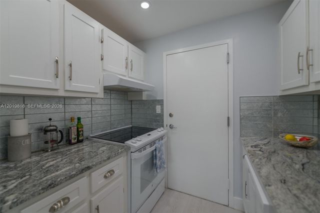 17800 Atlantic Blvd PH9, Sunny Isles Beach, FL 33160