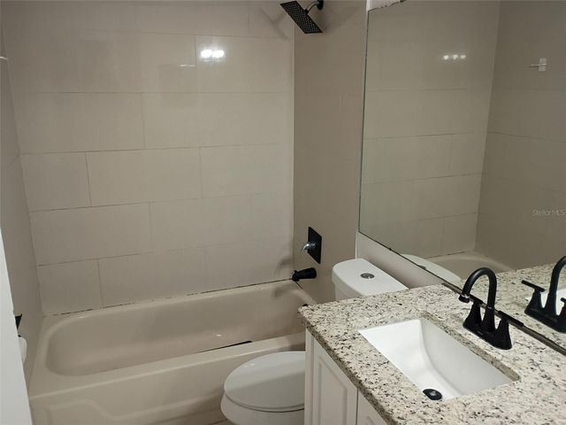 5585 RED BONE LANE, Orlando, FL 32810