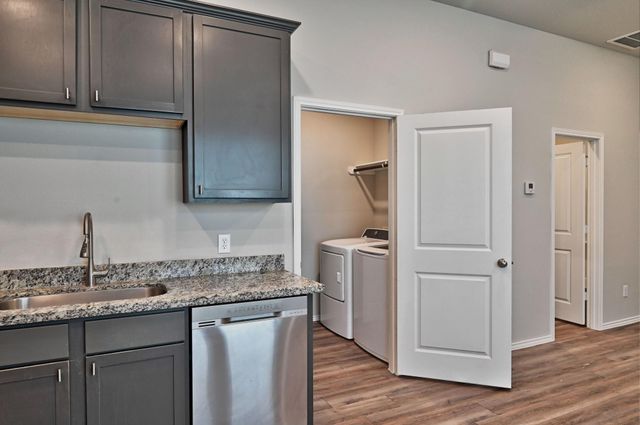 11550 Persimmon Street, Willis, TX 77318