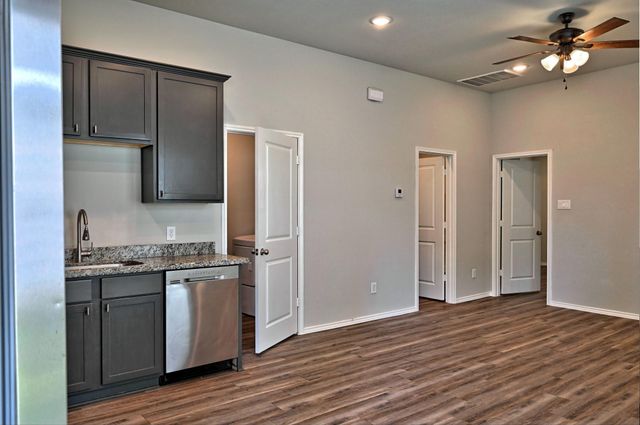 11550 Persimmon Street, Willis, TX 77318