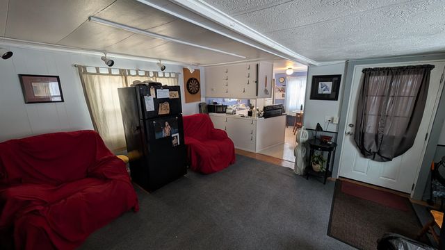 27 pinewood Trail, Concord, NH 03301