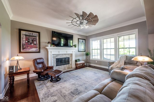 18176 Lakes End Drive, Westfield, IN 46074