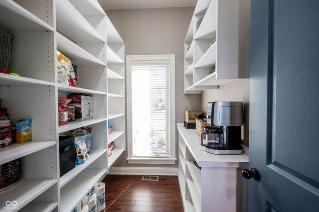 18176 Lakes End Drive, Westfield, IN 46074