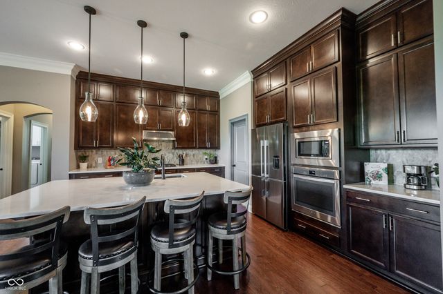 18176 Lakes End Drive, Westfield, IN 46074