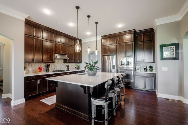 18176 Lakes End Drive, Westfield, IN 46074