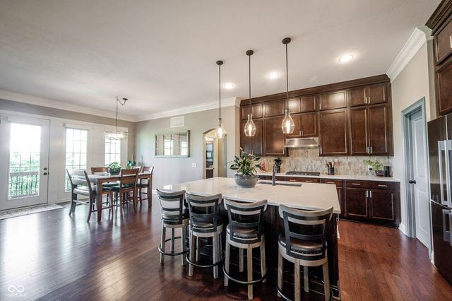 18176 Lakes End Drive, Westfield, IN 46074