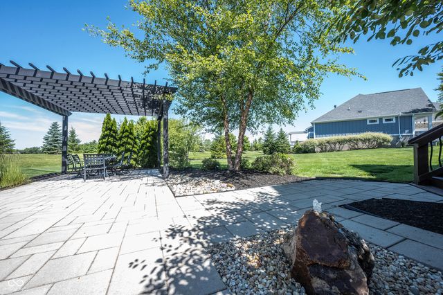 18176 Lakes End Drive, Westfield, IN 46074