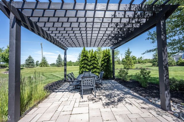 18176 Lakes End Drive, Westfield, IN 46074