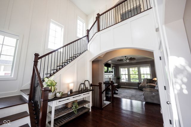 18176 Lakes End Drive, Westfield, IN 46074