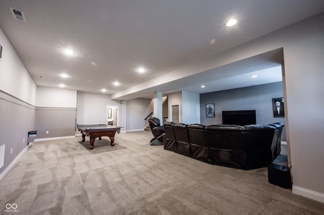 18176 Lakes End Drive, Westfield, IN 46074