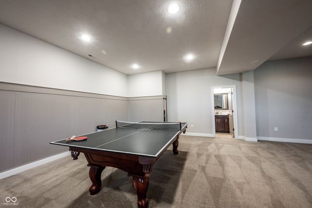 18176 Lakes End Drive, Westfield, IN 46074