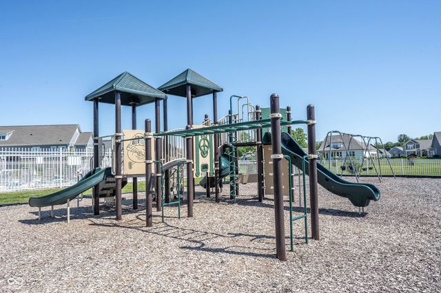 18176 Lakes End Drive, Westfield, IN 46074